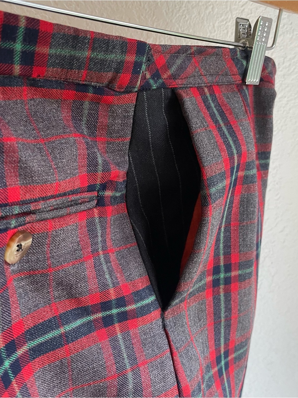 Vintage 50s 60s Women's Red plaid tartan trousers gray tone upcycled - Picture 9 of 12